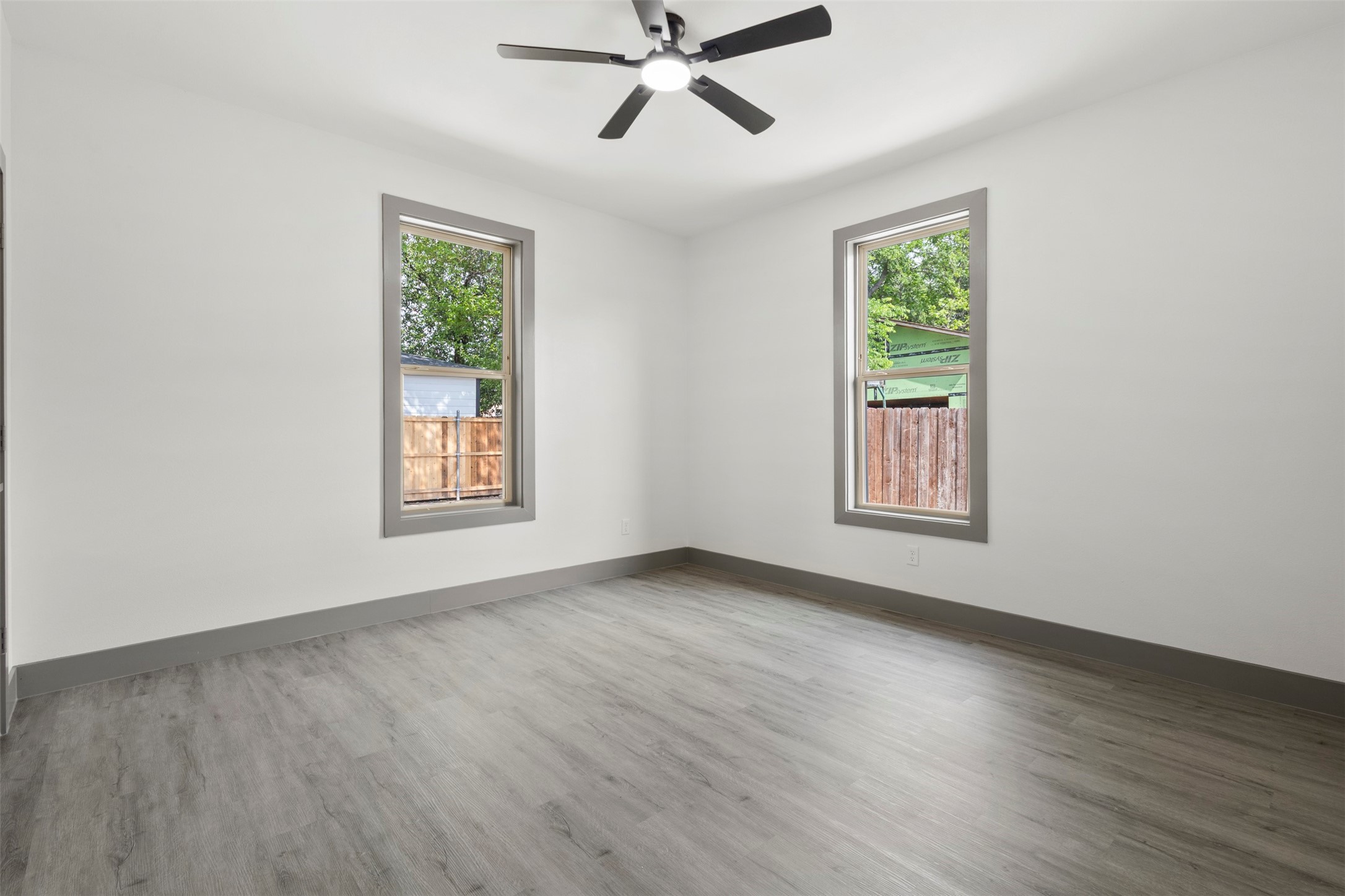 715 Ezekial Avenue Dallas TX 75217