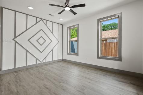 715 Ezekial Avenue Dallas TX 75217