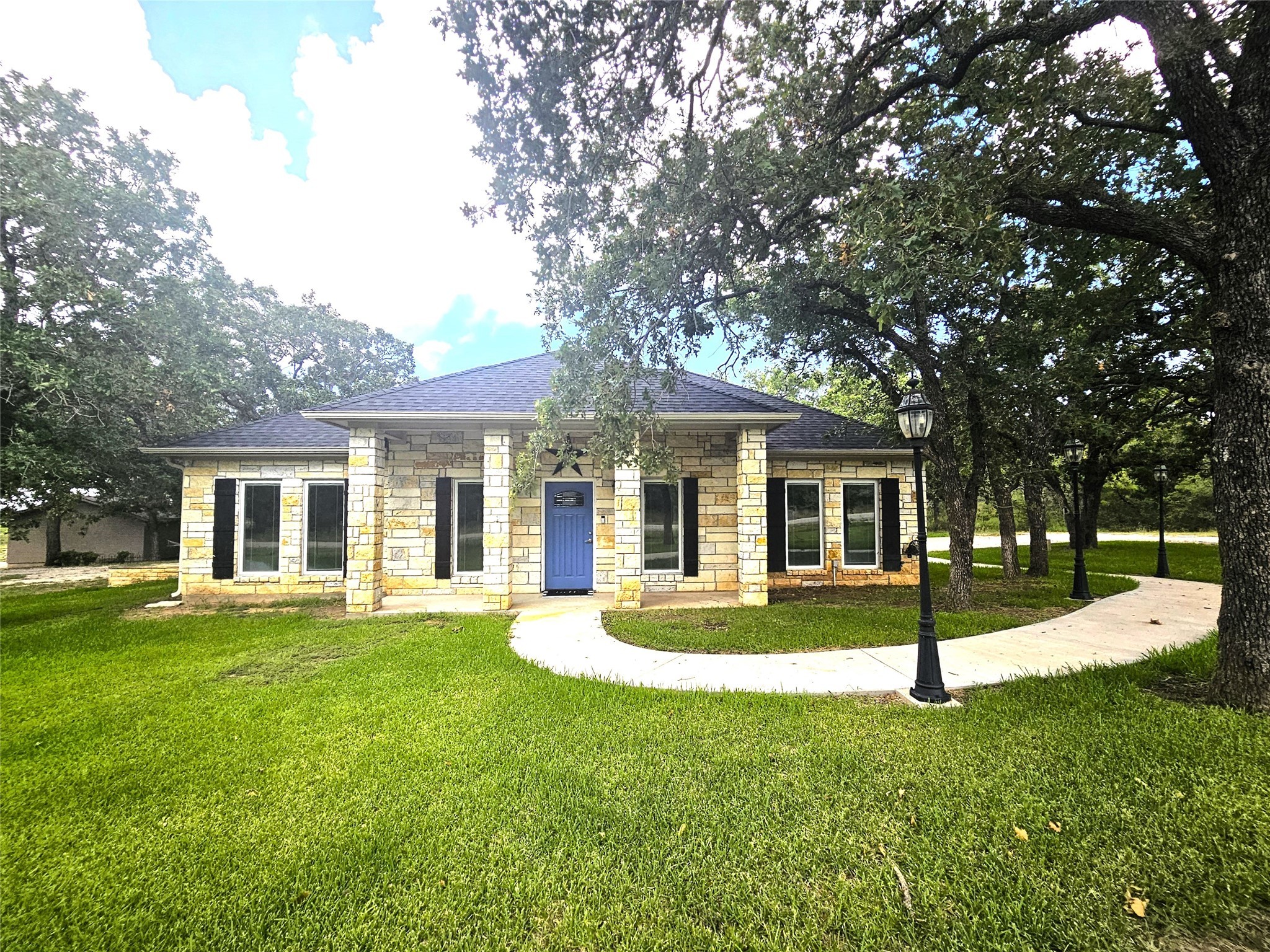 300 Hill Crest Drive Brownwood TX 76801