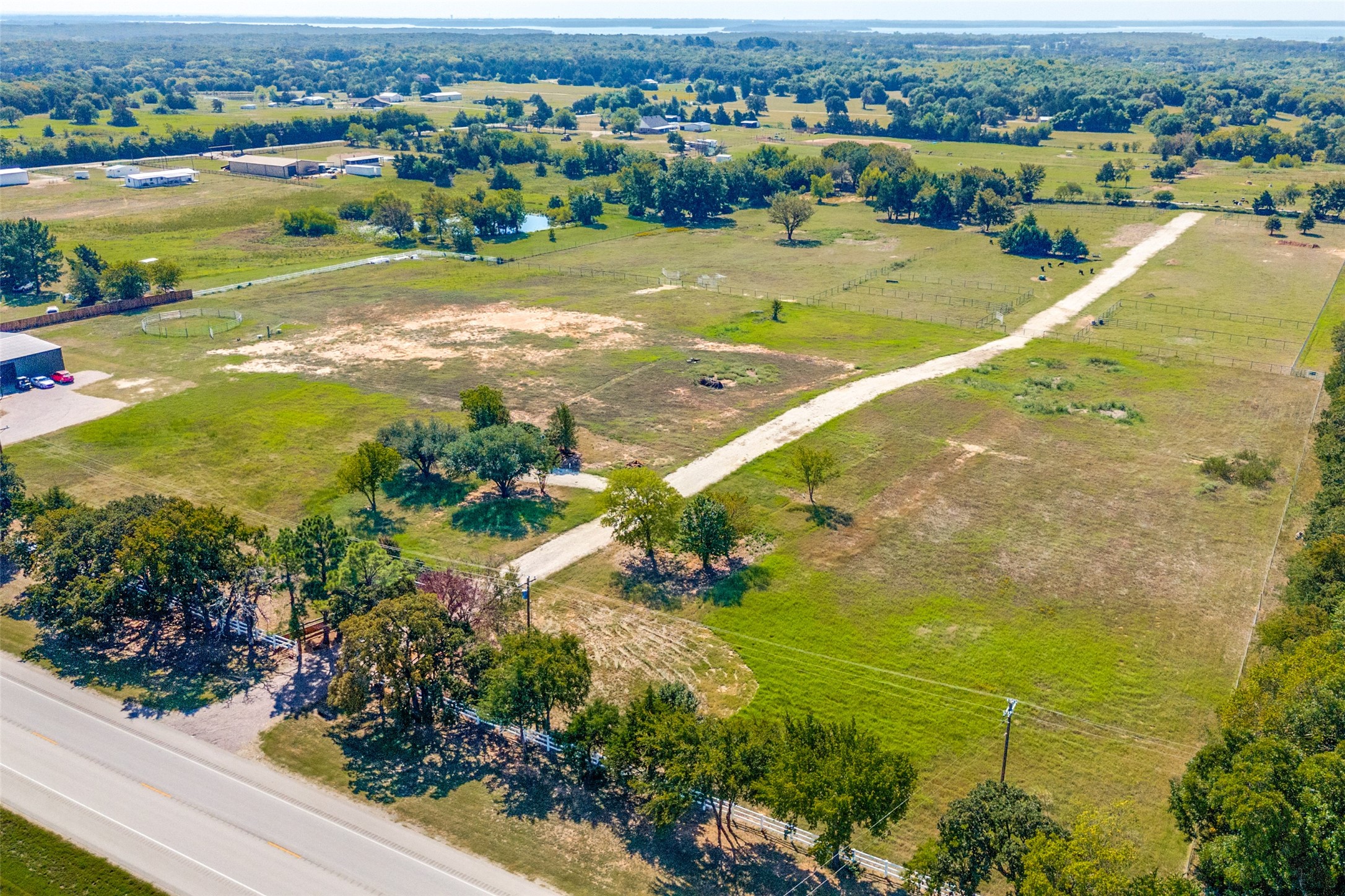 8690 E Fm 922 Highway Valley View TX 76272