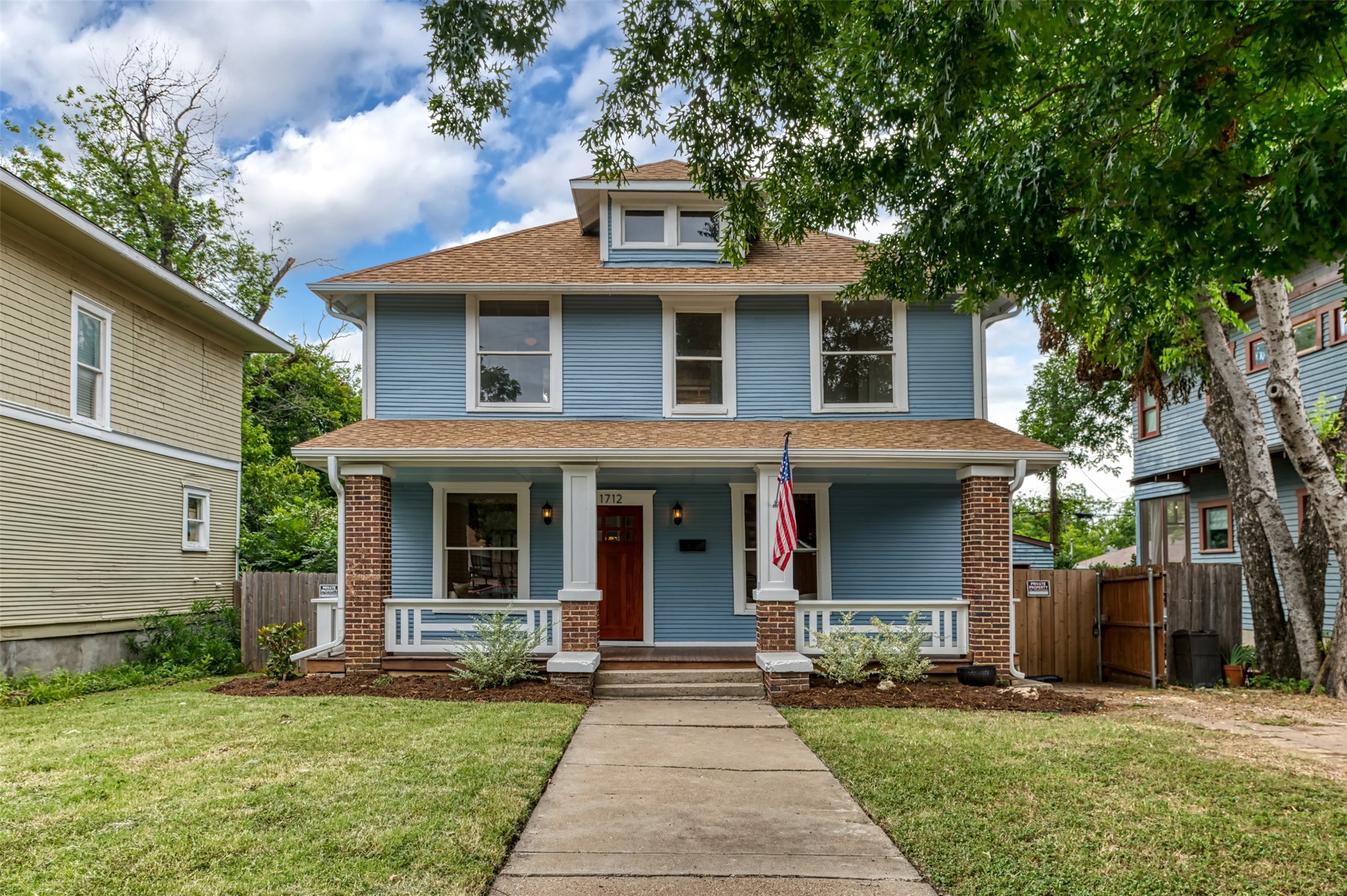 1712 Alston Avenue Fort Worth TX 76110