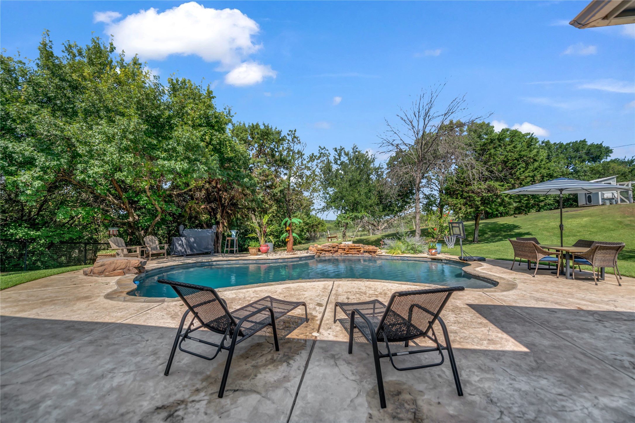 177 Horizon Circle Azle TX 76020