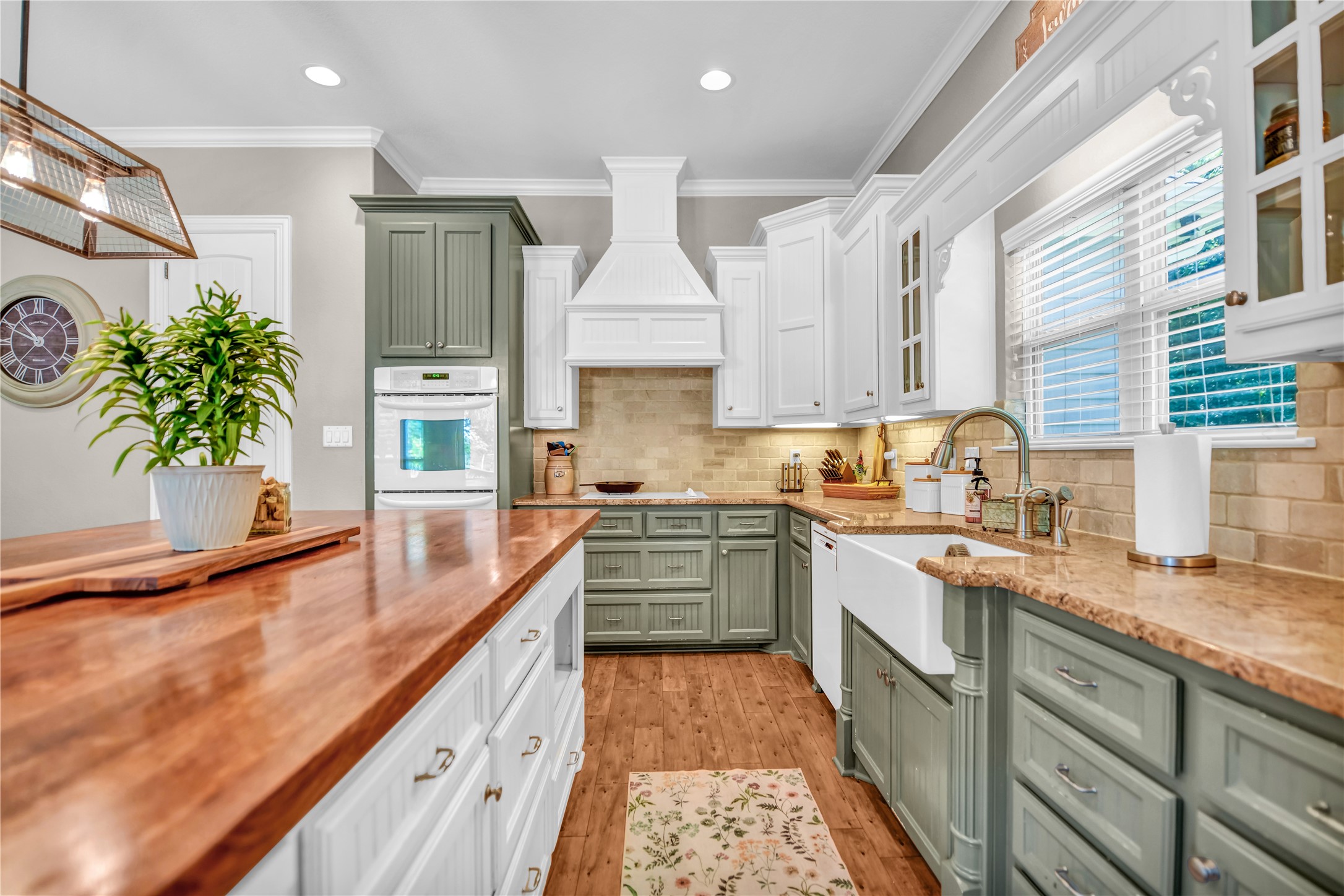 177 Horizon Circle Azle TX 76020