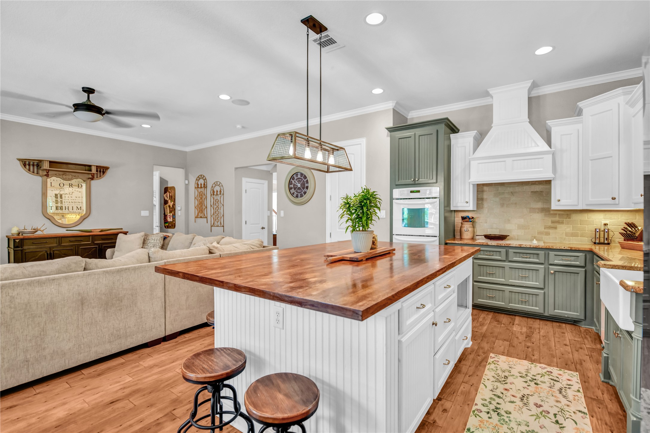 177 Horizon Circle Azle TX 76020