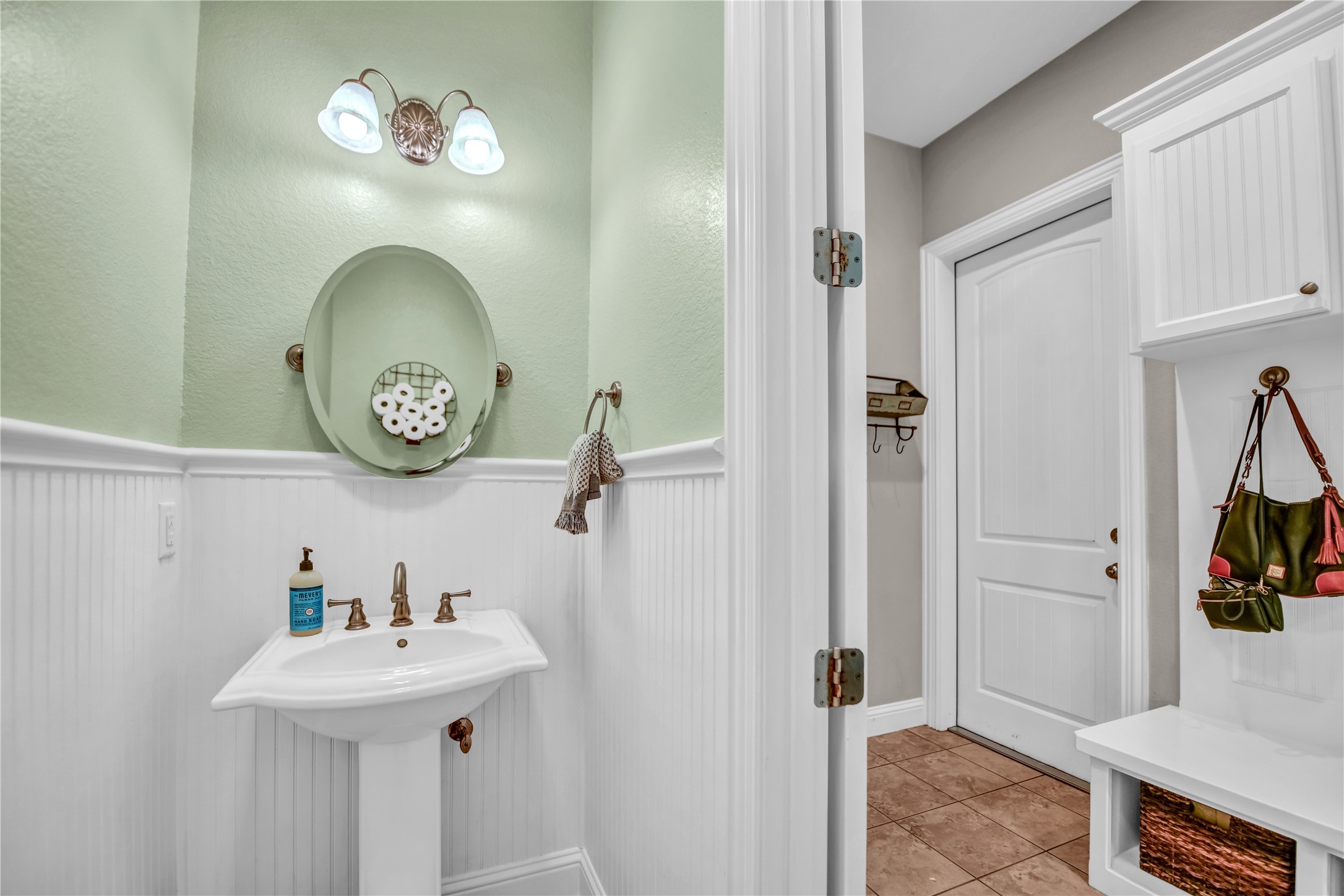 177 Horizon Circle Azle TX 76020