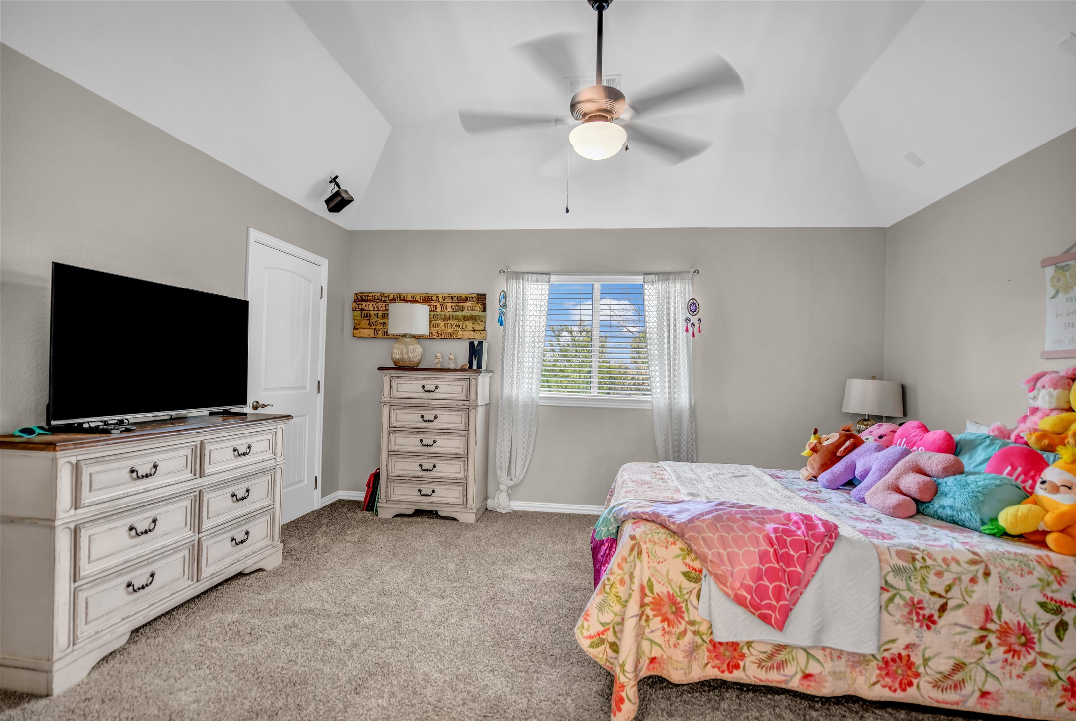 177 Horizon Circle Azle TX 76020