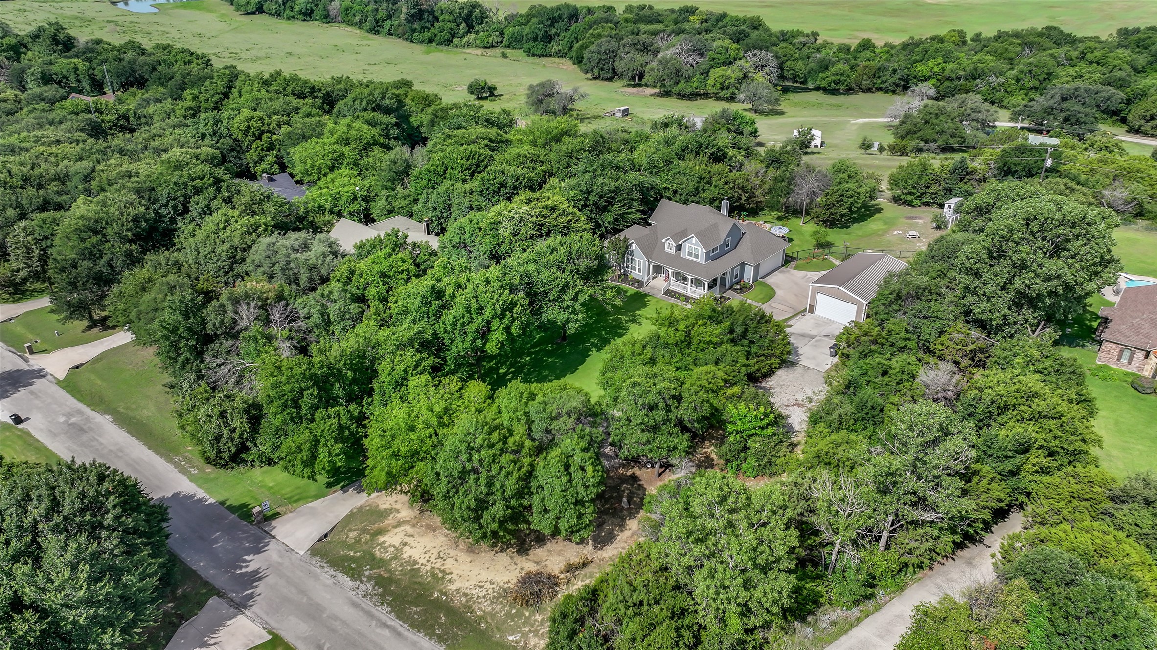 177 Horizon Circle Azle TX 76020