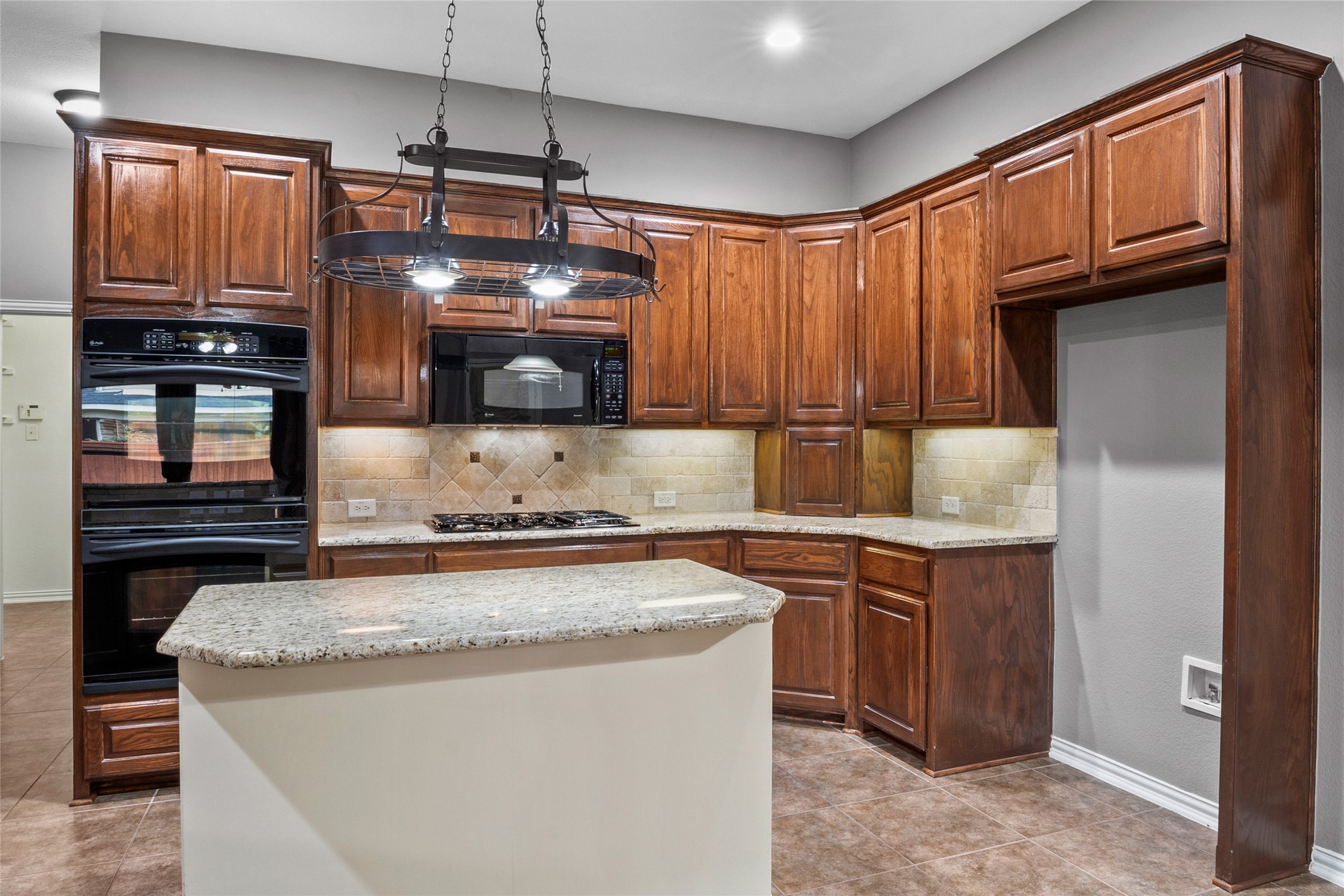 1171 Bonham Parkway Lantana TX 76226