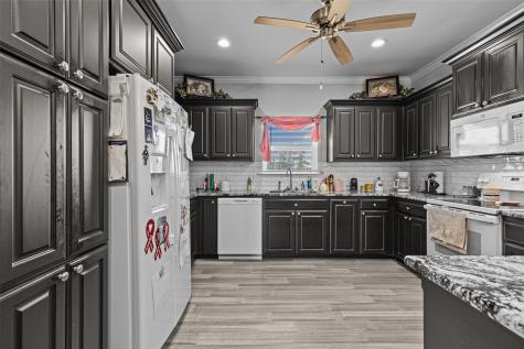 385 County Road 3104 Pittsburg TX 75686