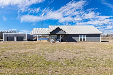 385 County Road 3104 Pittsburg TX 75686