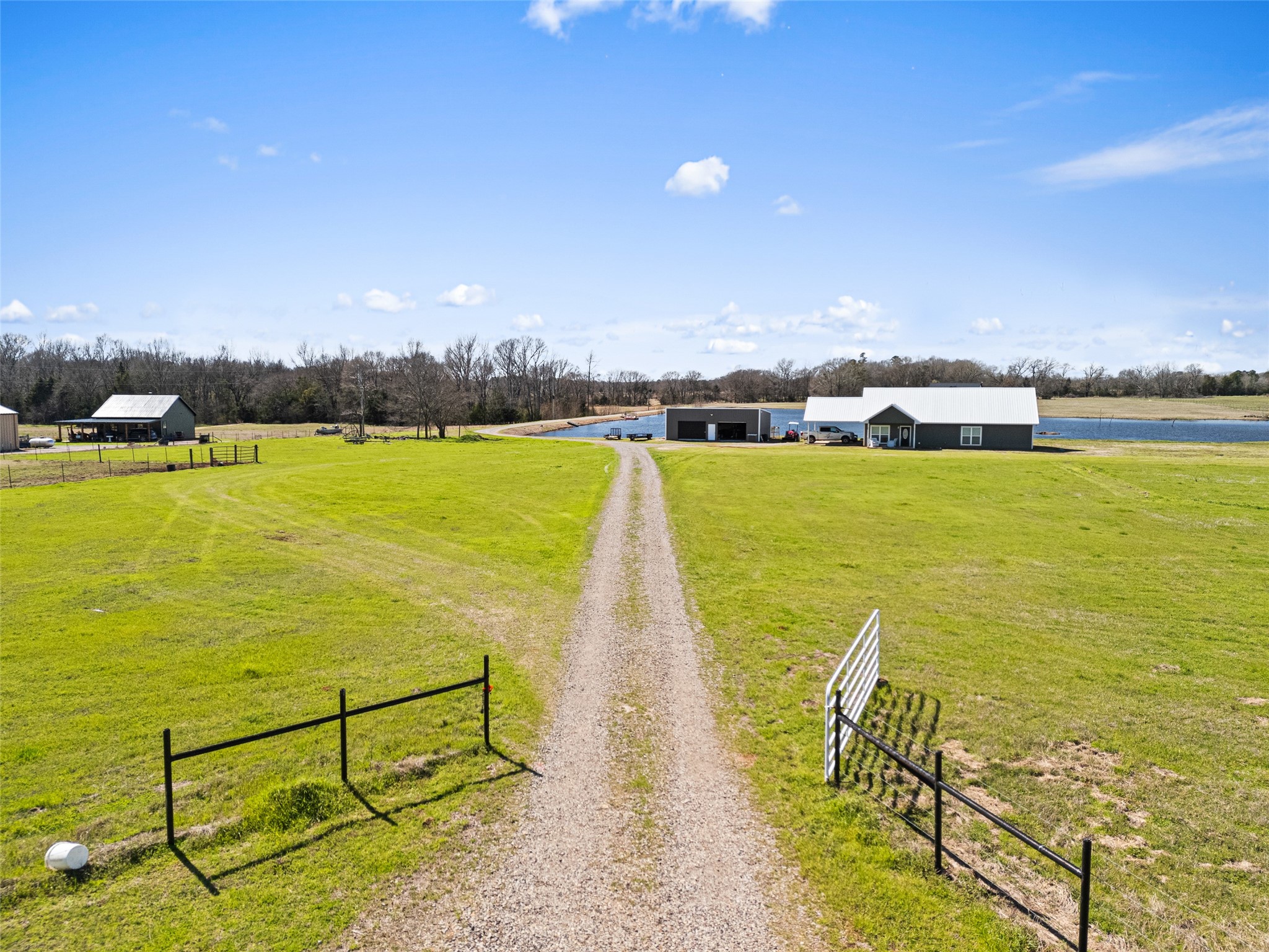 385 County Road 3104 Pittsburg TX 75686