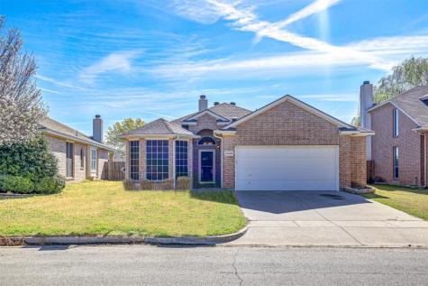 10520 Cloisters Drive Fort Worth TX 76131