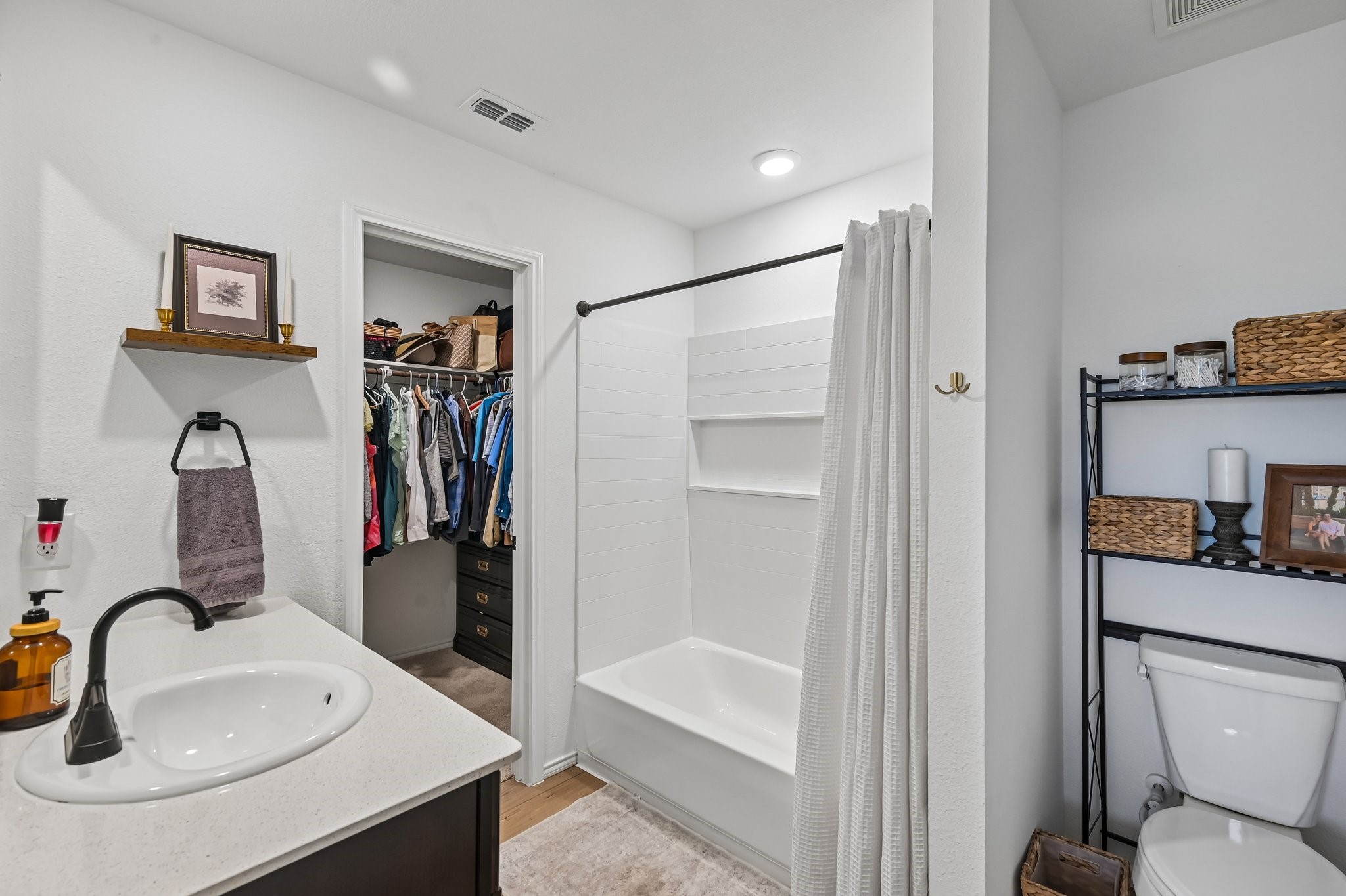 400 Ventura Boulevard Little Elm TX 75068