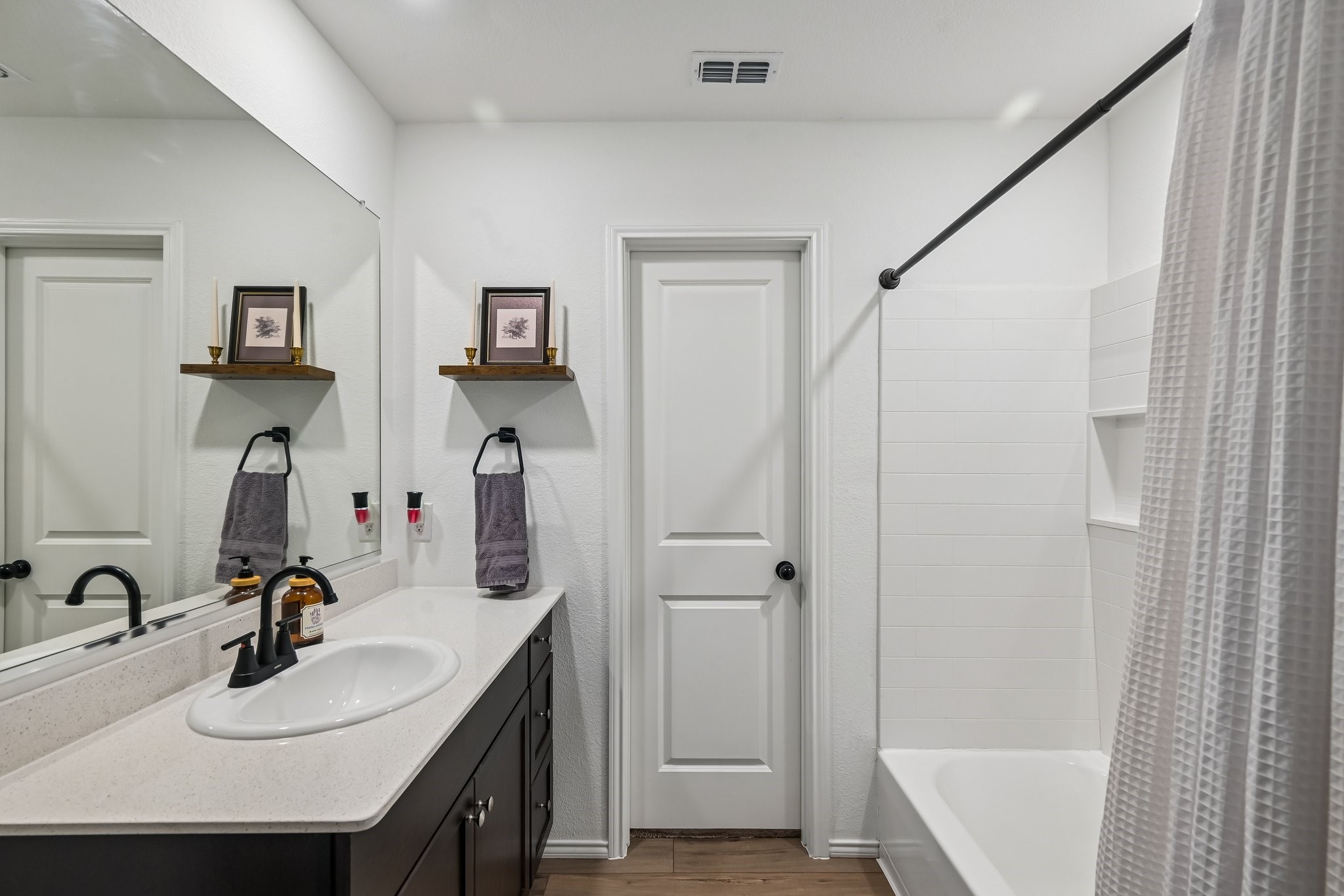 400 Ventura Boulevard Little Elm TX 75068