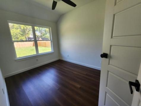 562 Jonelle Street Dallas TX 75217