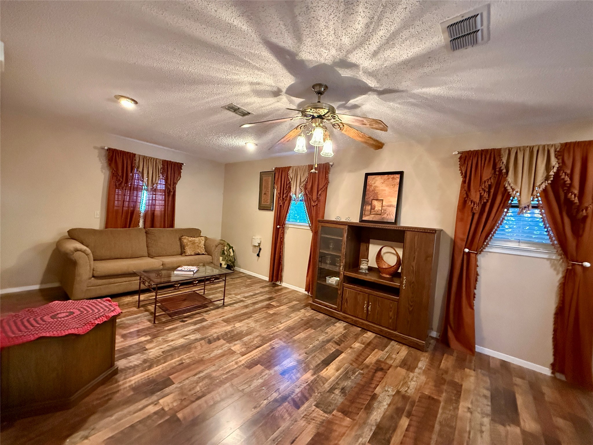 300 Denton Court Collinsville TX 76233
