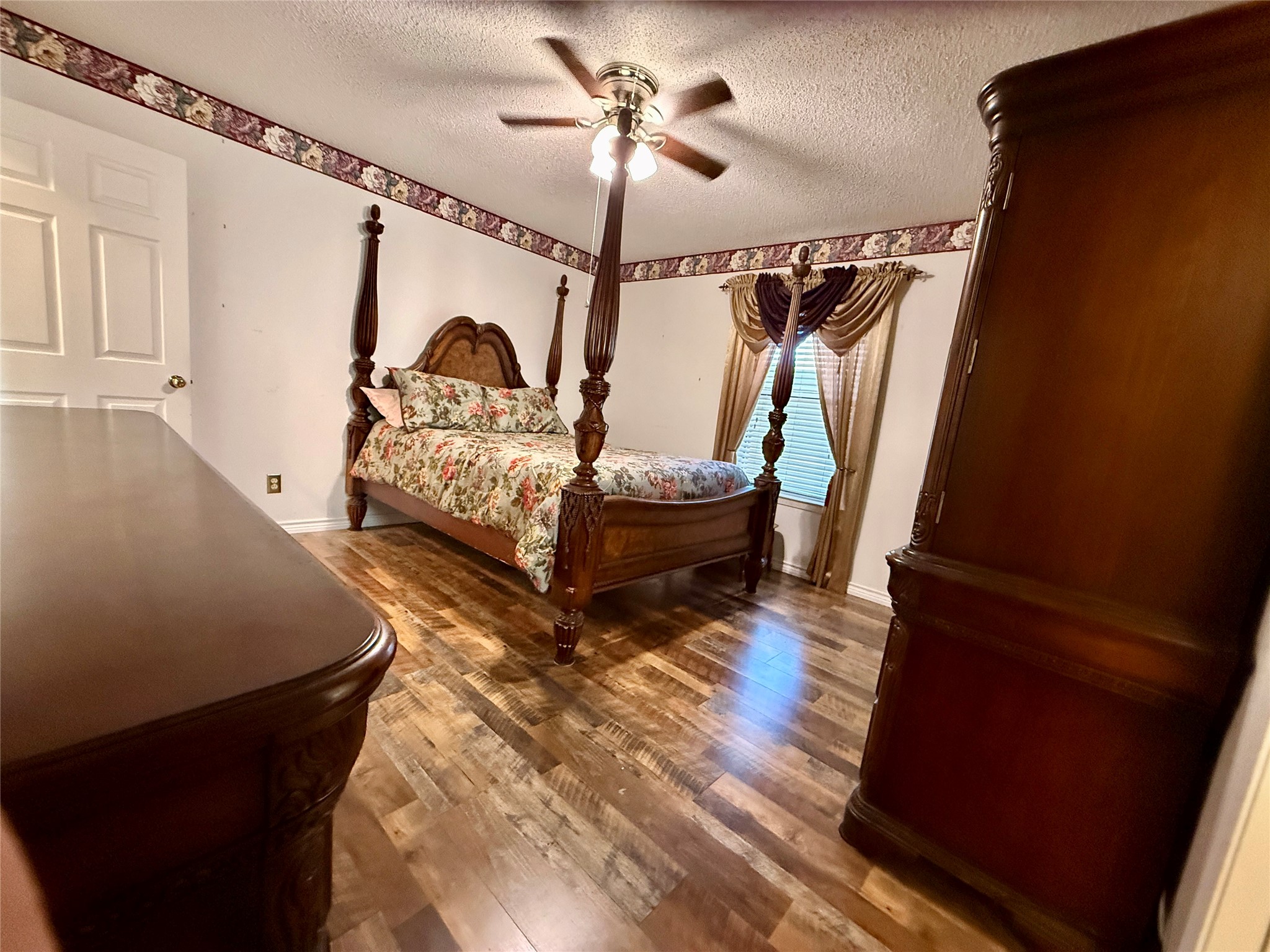 300 Denton Court Collinsville TX 76233