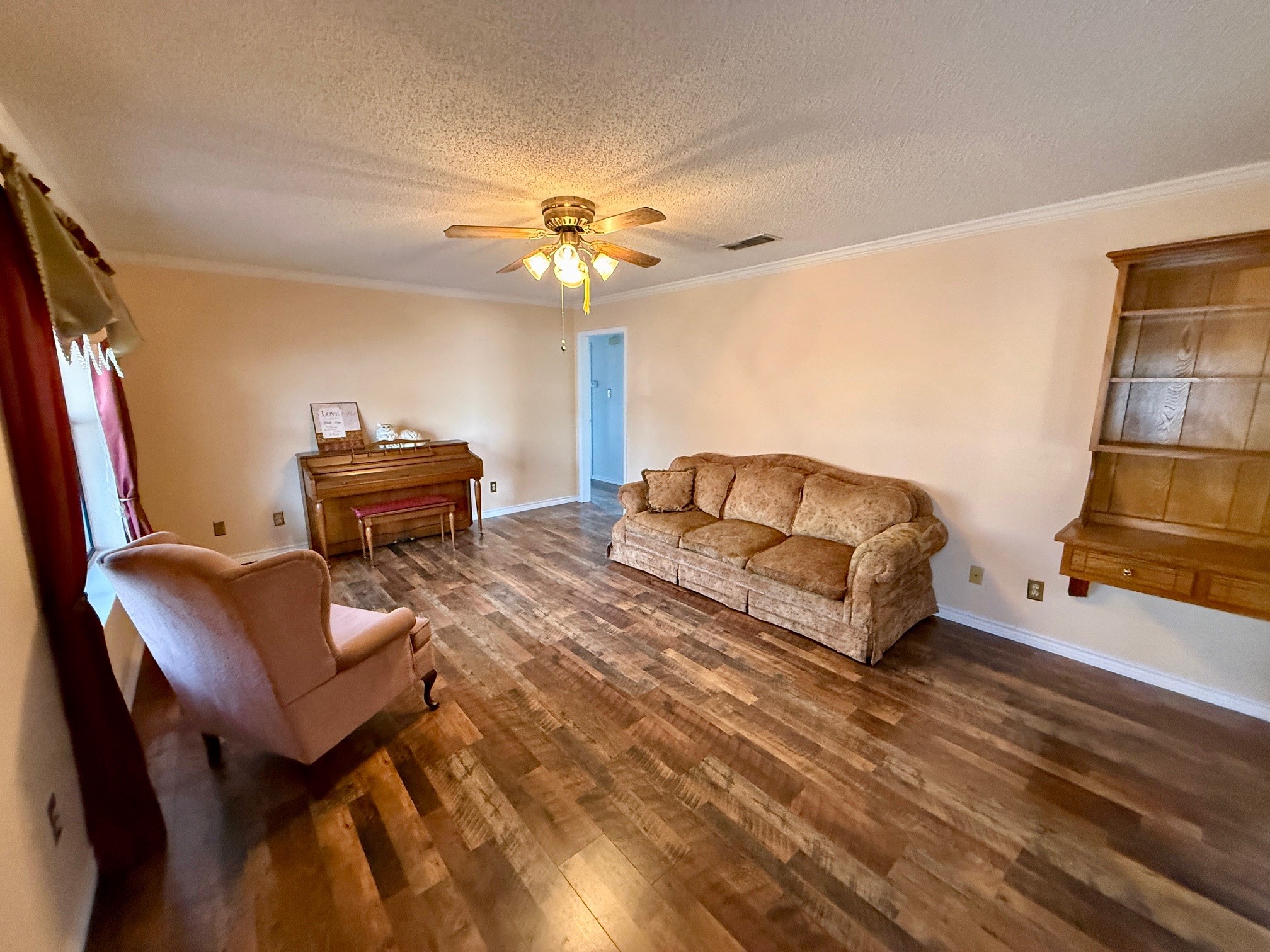 300 Denton Court Collinsville TX 76233