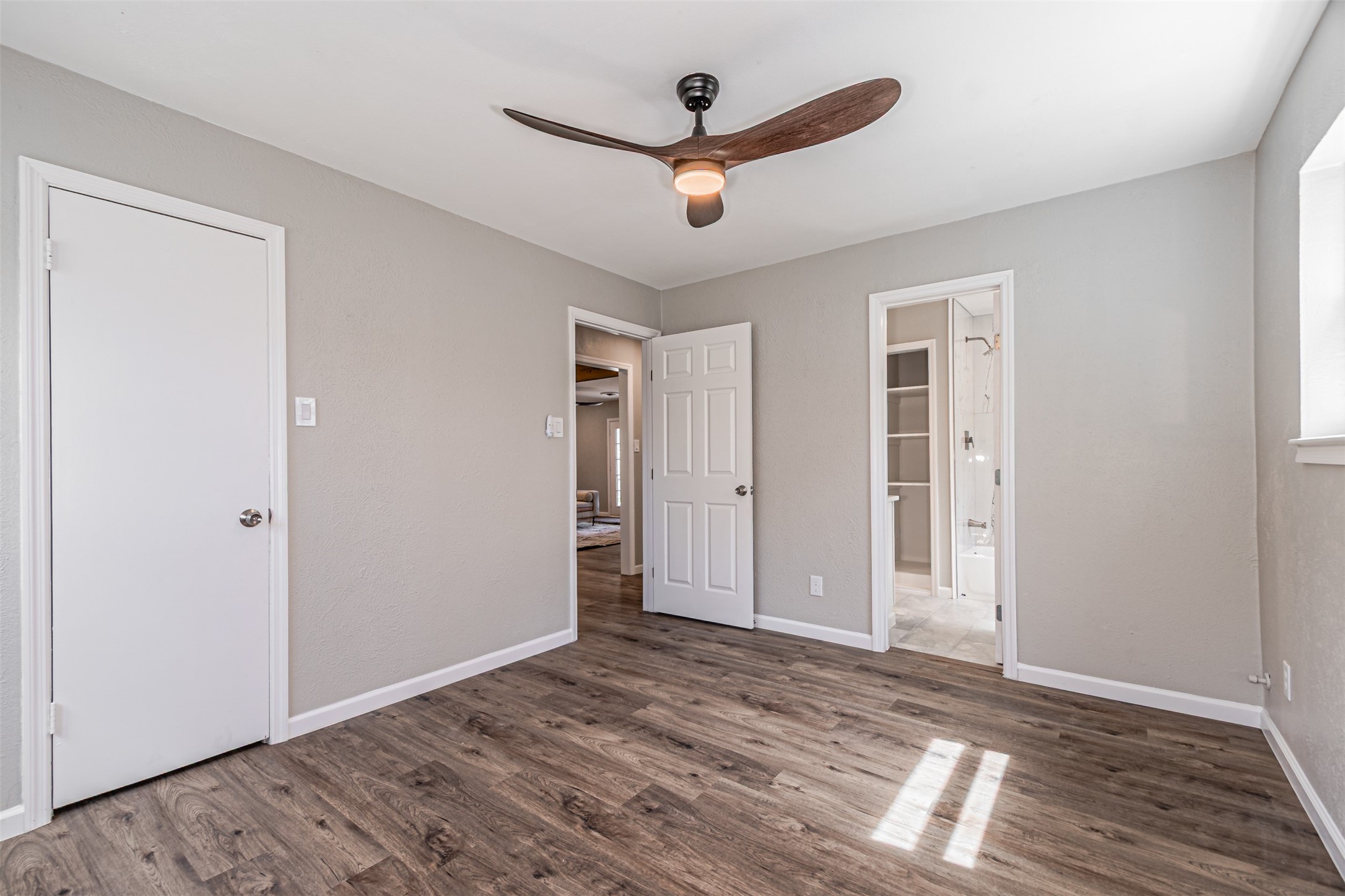 1951 Terbet Lane Fort Worth TX 76112