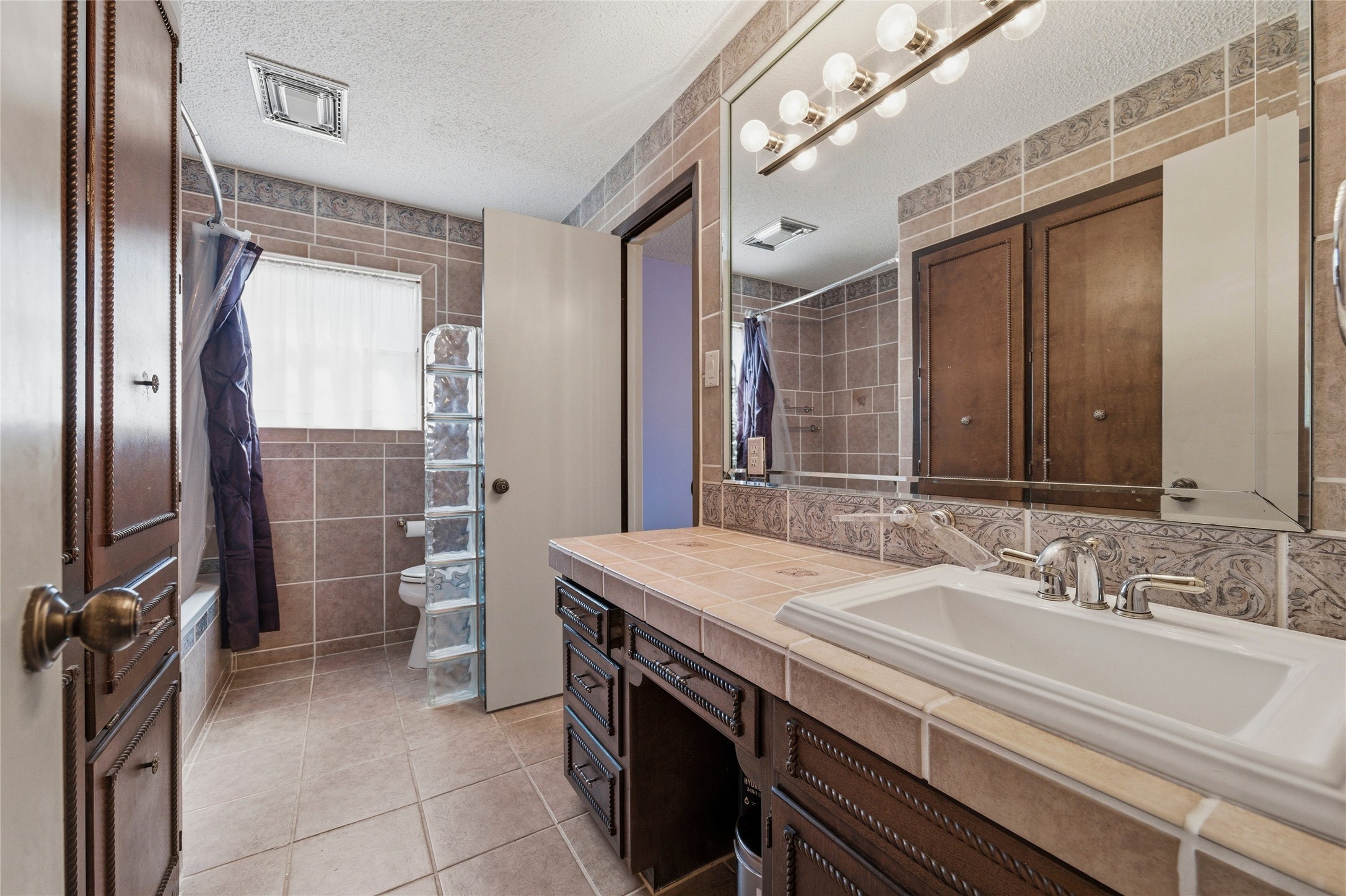 3405 Country Club Road Pantego TX 76013