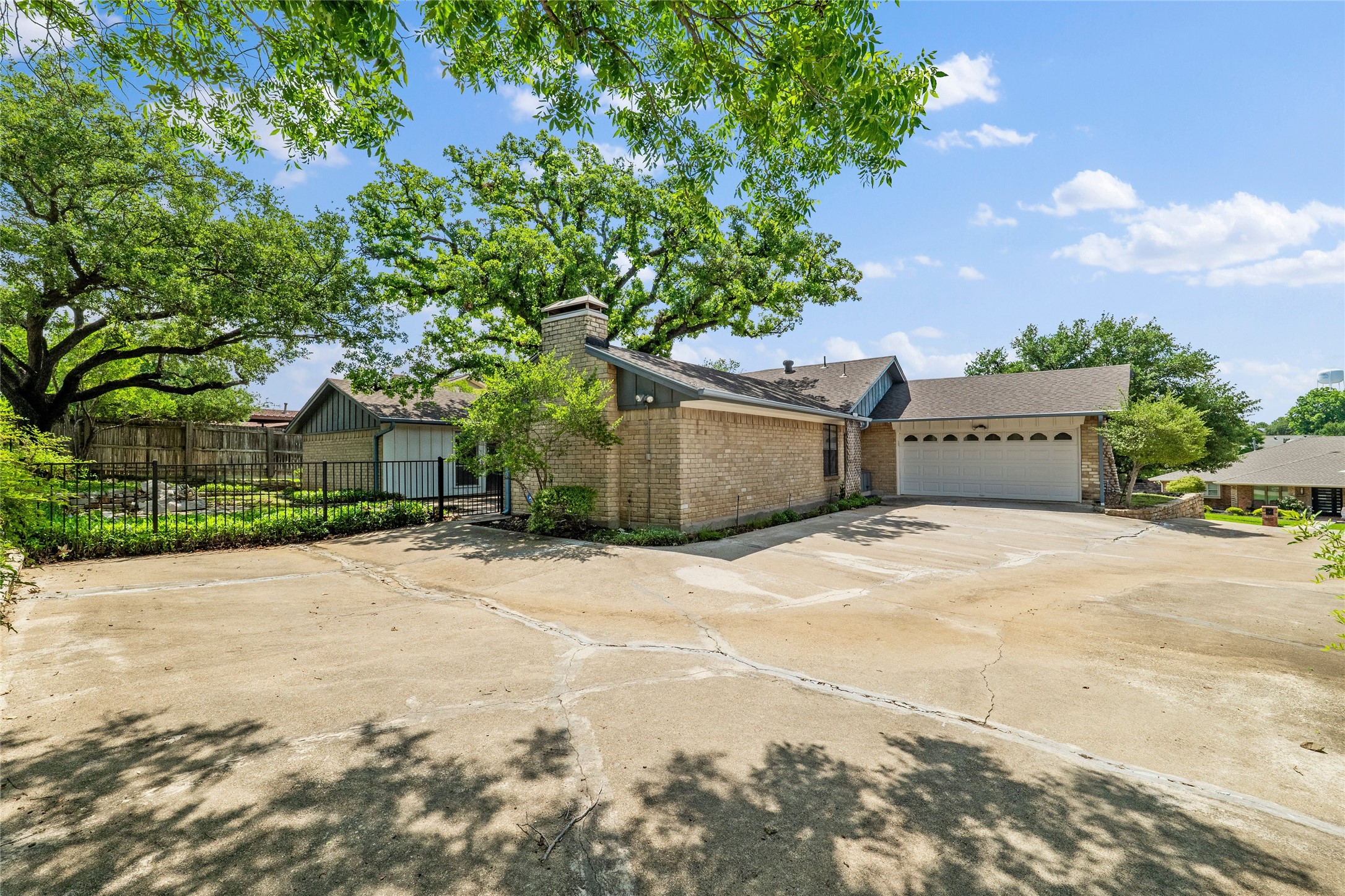 3405 Country Club Road Pantego TX 76013