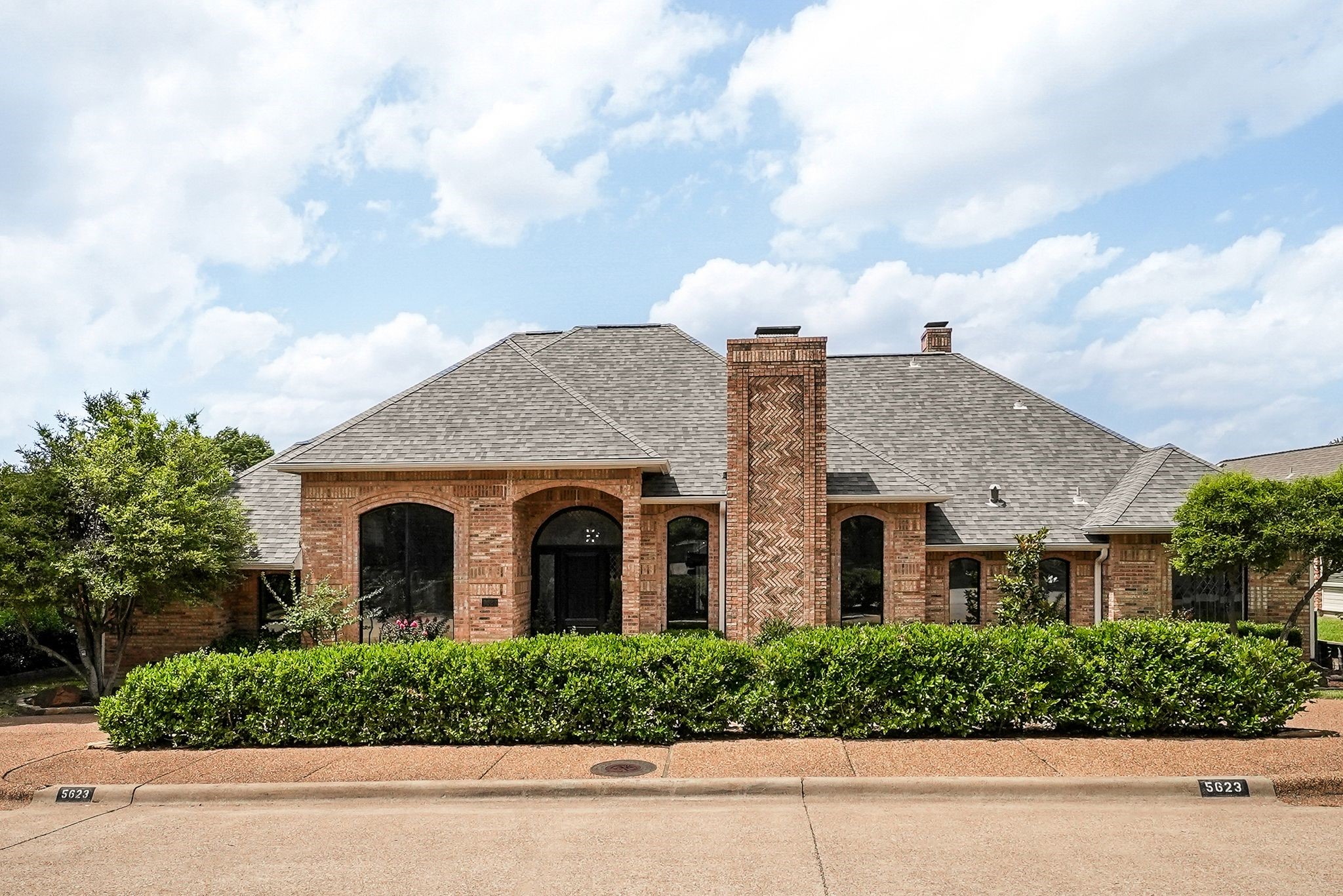 5623 Plumtree Drive Dallas TX 75252