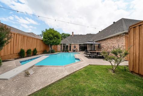5623 Plumtree Drive Dallas TX 75252