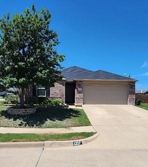 1227 Foxglove Lane Burleson TX 76028