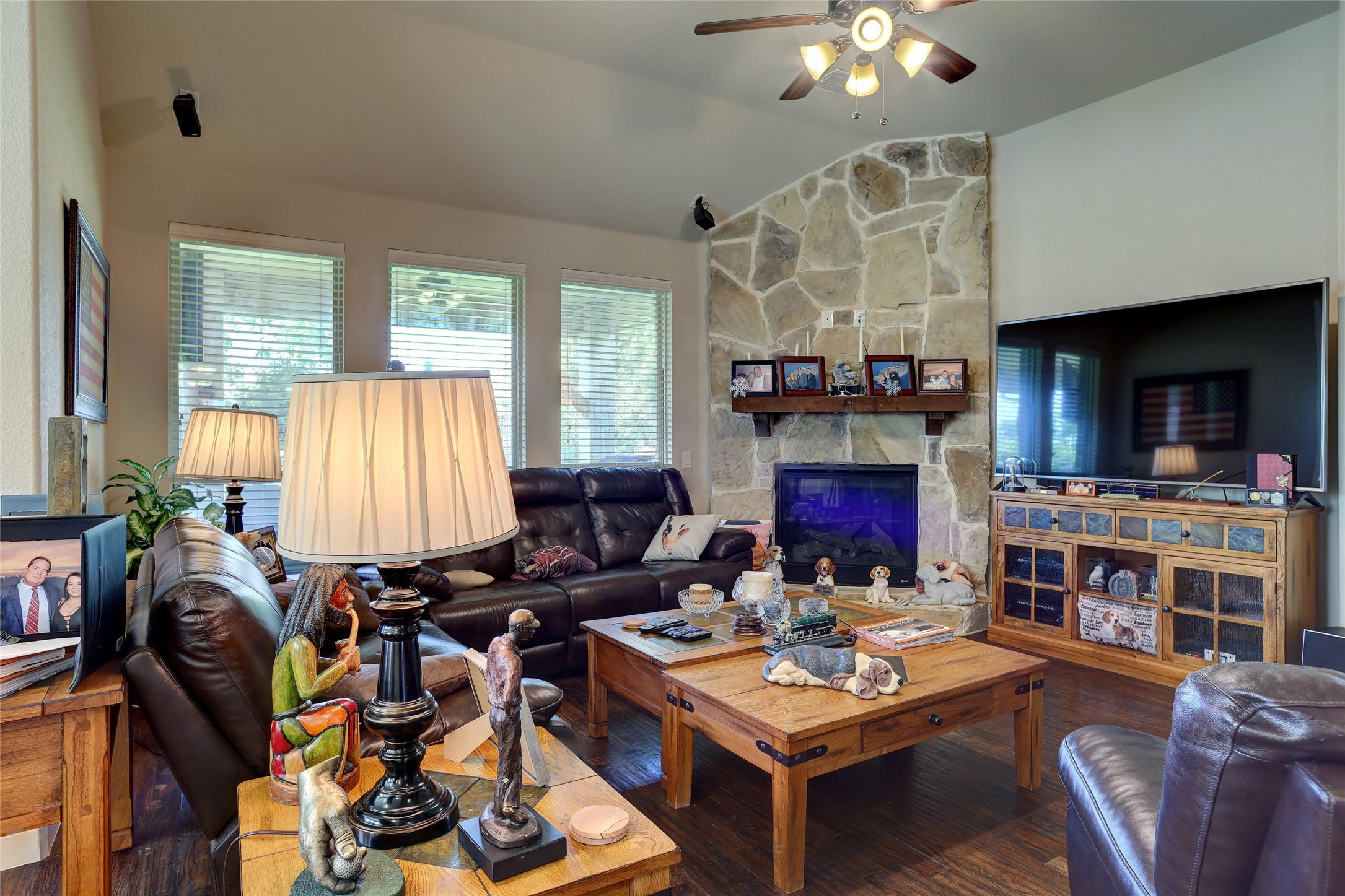 2819 Terrosa Road Grand Prairie TX 75054