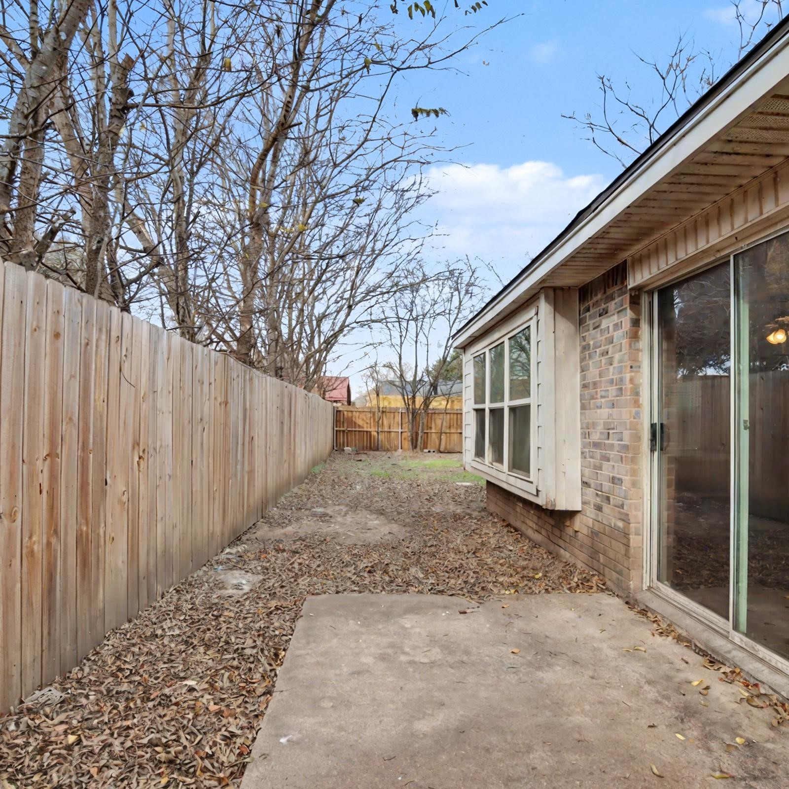 805 Cherry Hills Drive Lancaster TX 75134