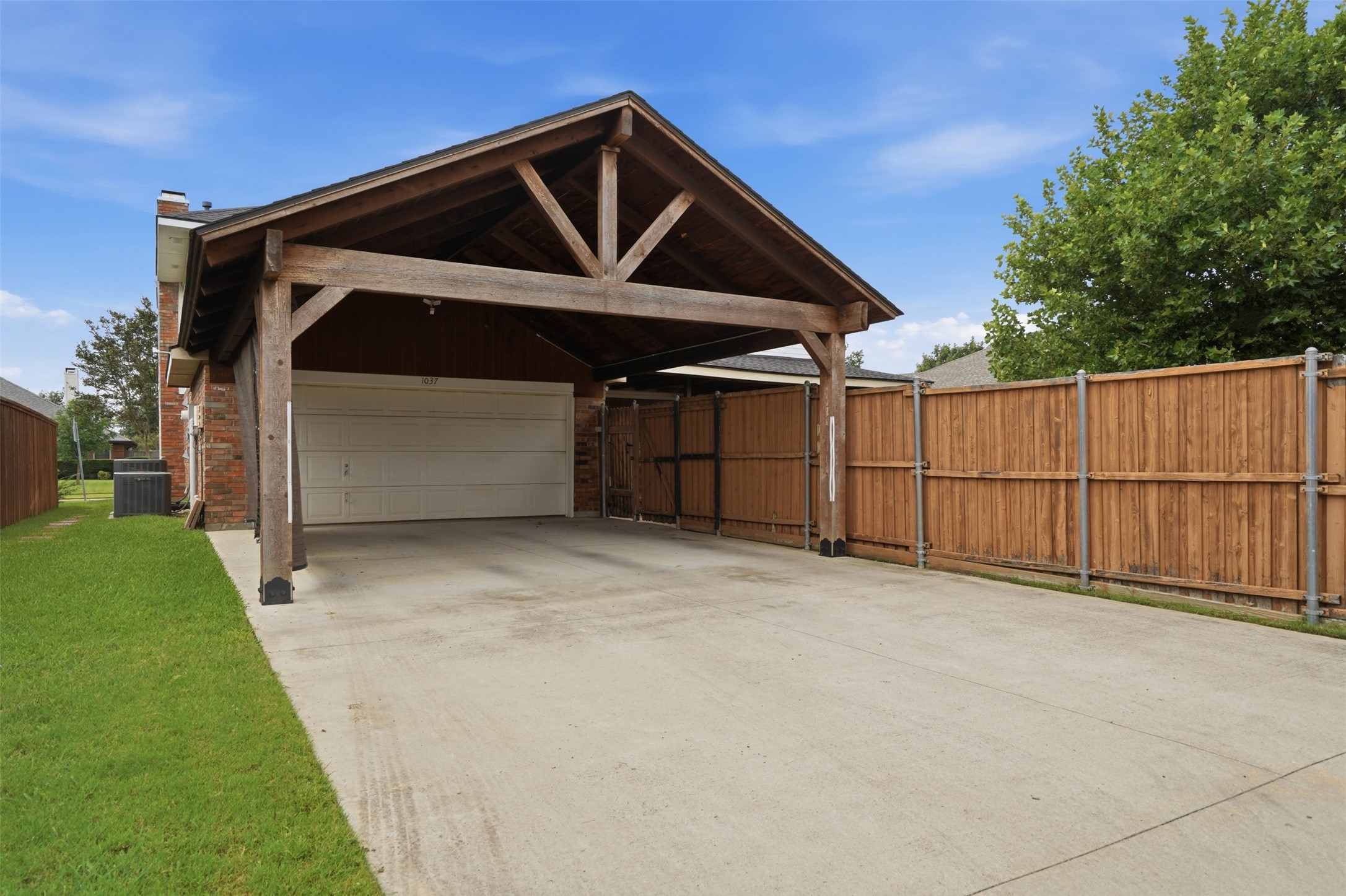 1037 Monarch Drive Lewisville TX 75067
