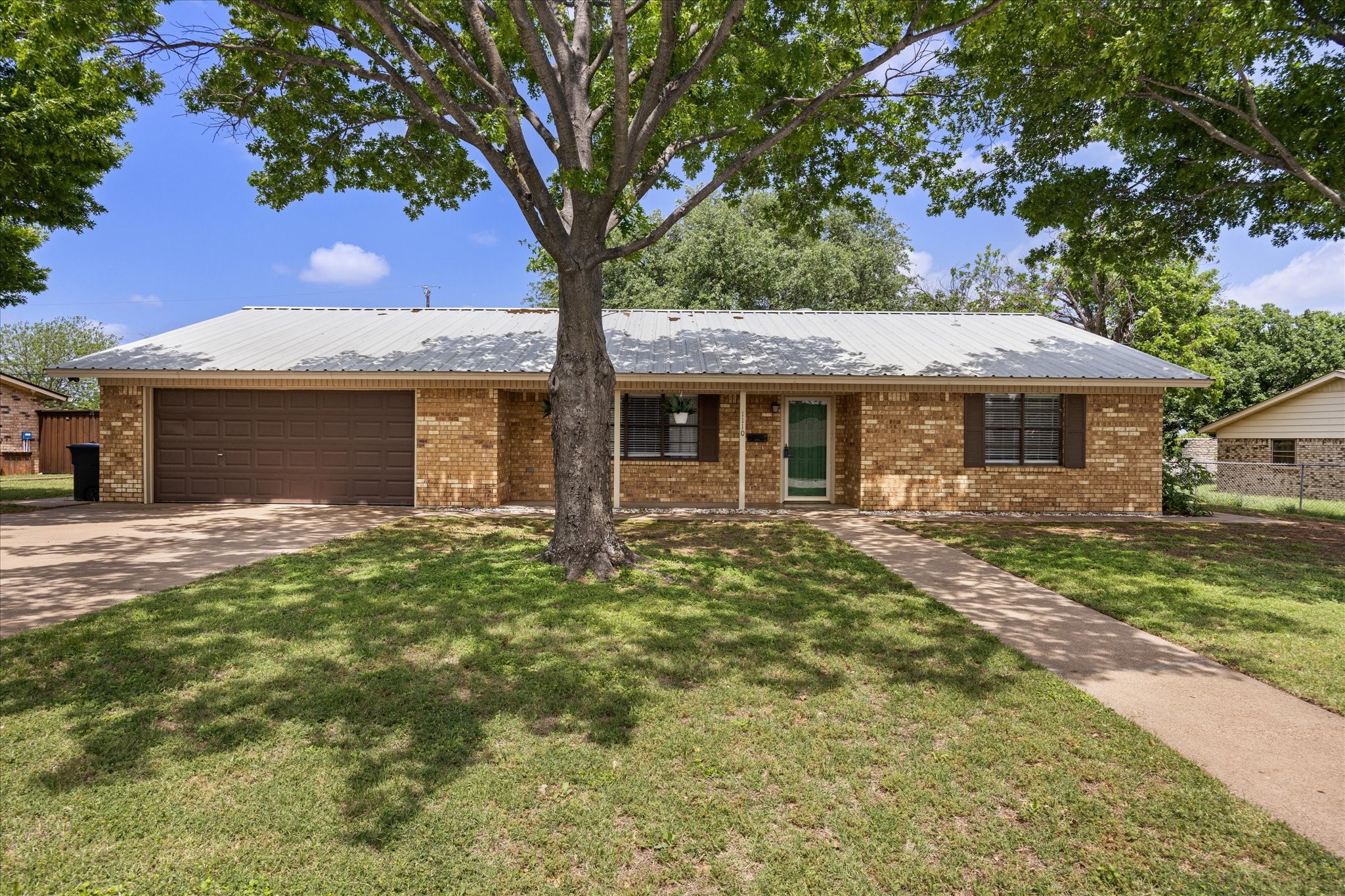1110 Gifford Drive Granbury TX 76048
