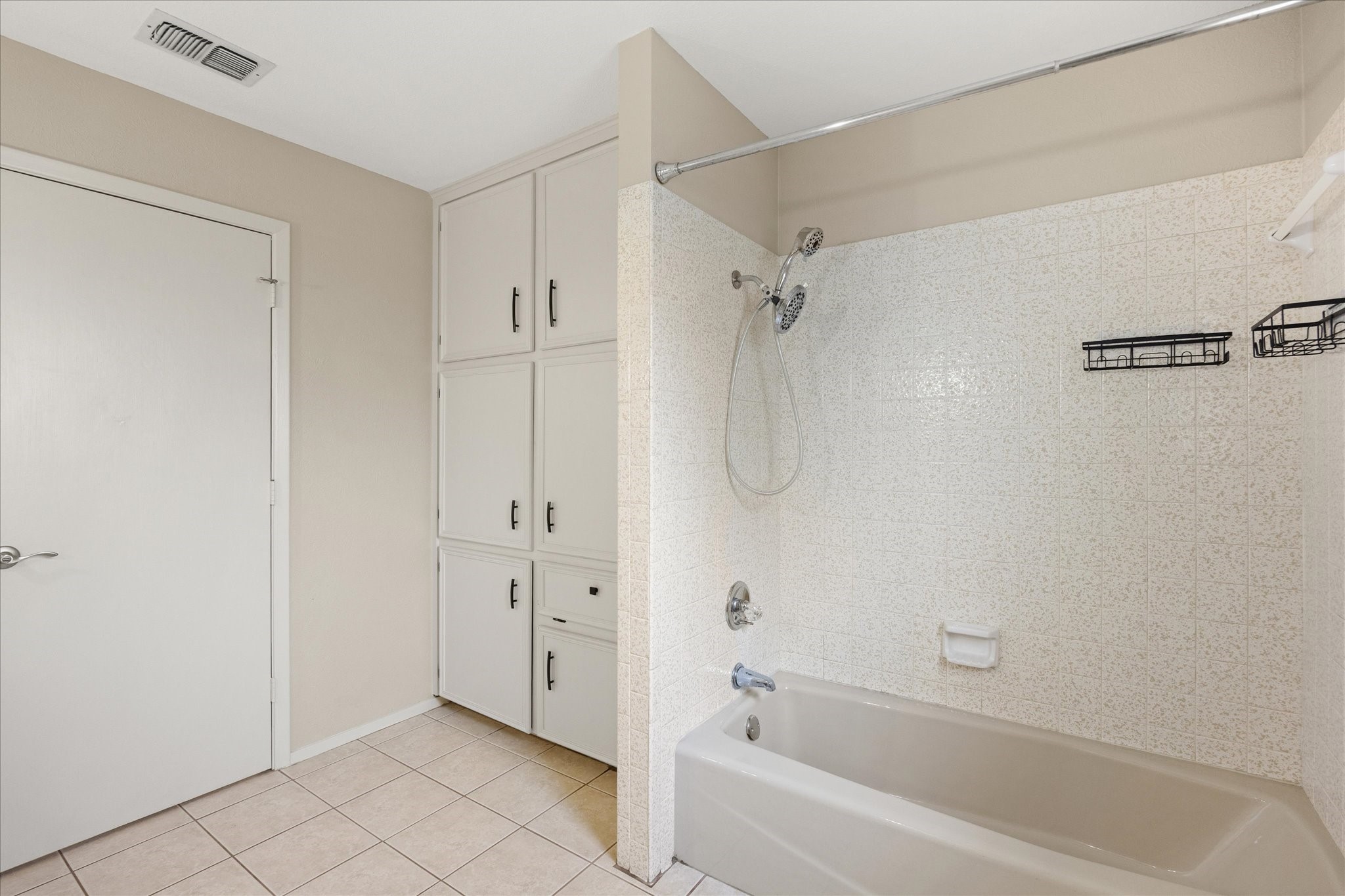1110 Gifford Drive Granbury TX 76048