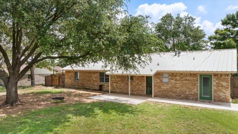 1110 Gifford Drive Granbury TX 76048