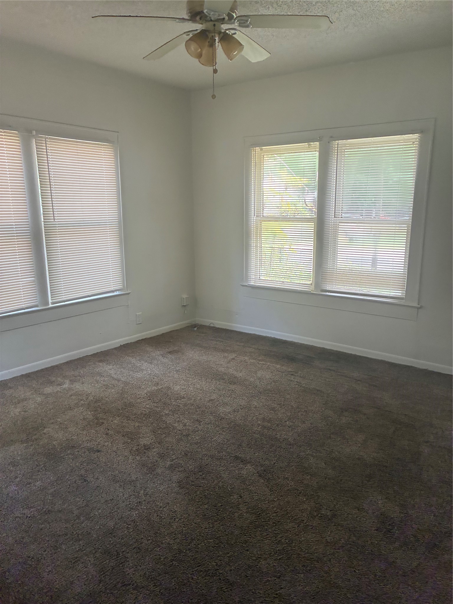 2217 Simpson Street Paris TX 75460