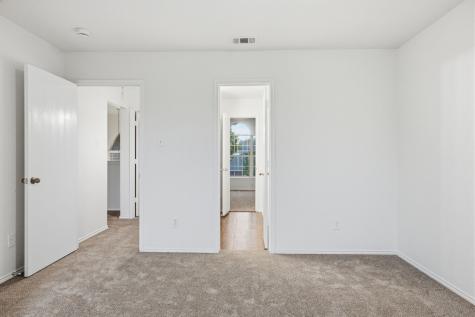 100 Bob White Drive Red Oak TX 75154