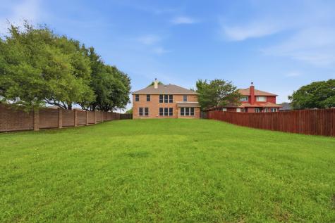 100 Bob White Drive Red Oak TX 75154