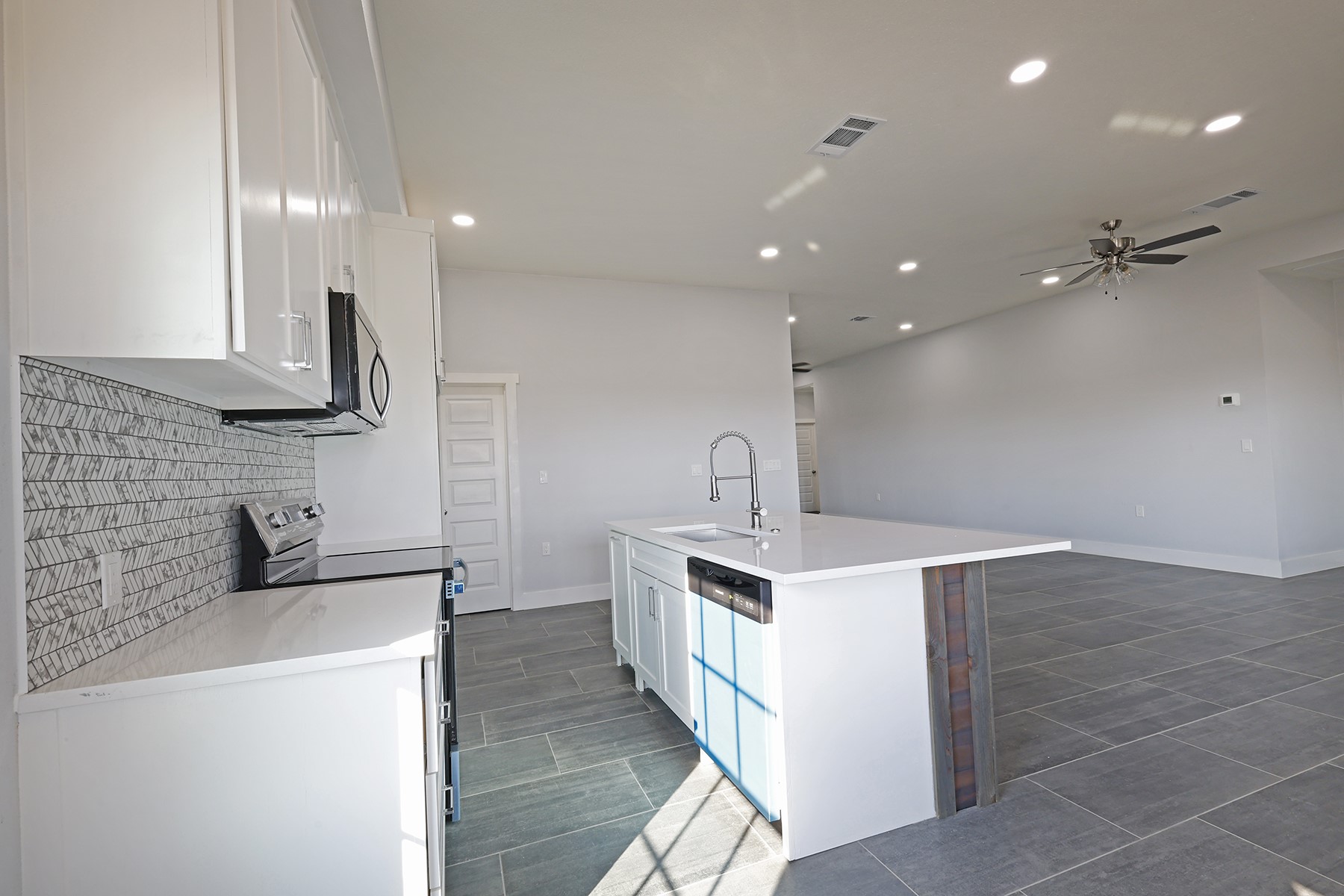 902 Hcr 4358 Hillsboro TX 76645