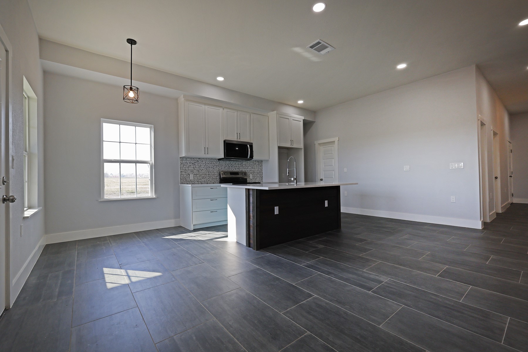 902 Hcr 4358 Hillsboro TX 76645