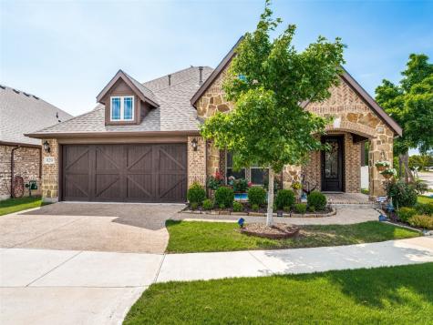 929 Dogwood Trail Aubrey TX 76227