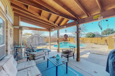 6102 Westlake Court Garland TX 75043