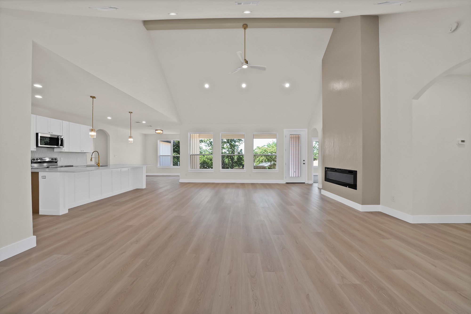 1405 Apache Court Joshua TX 76058