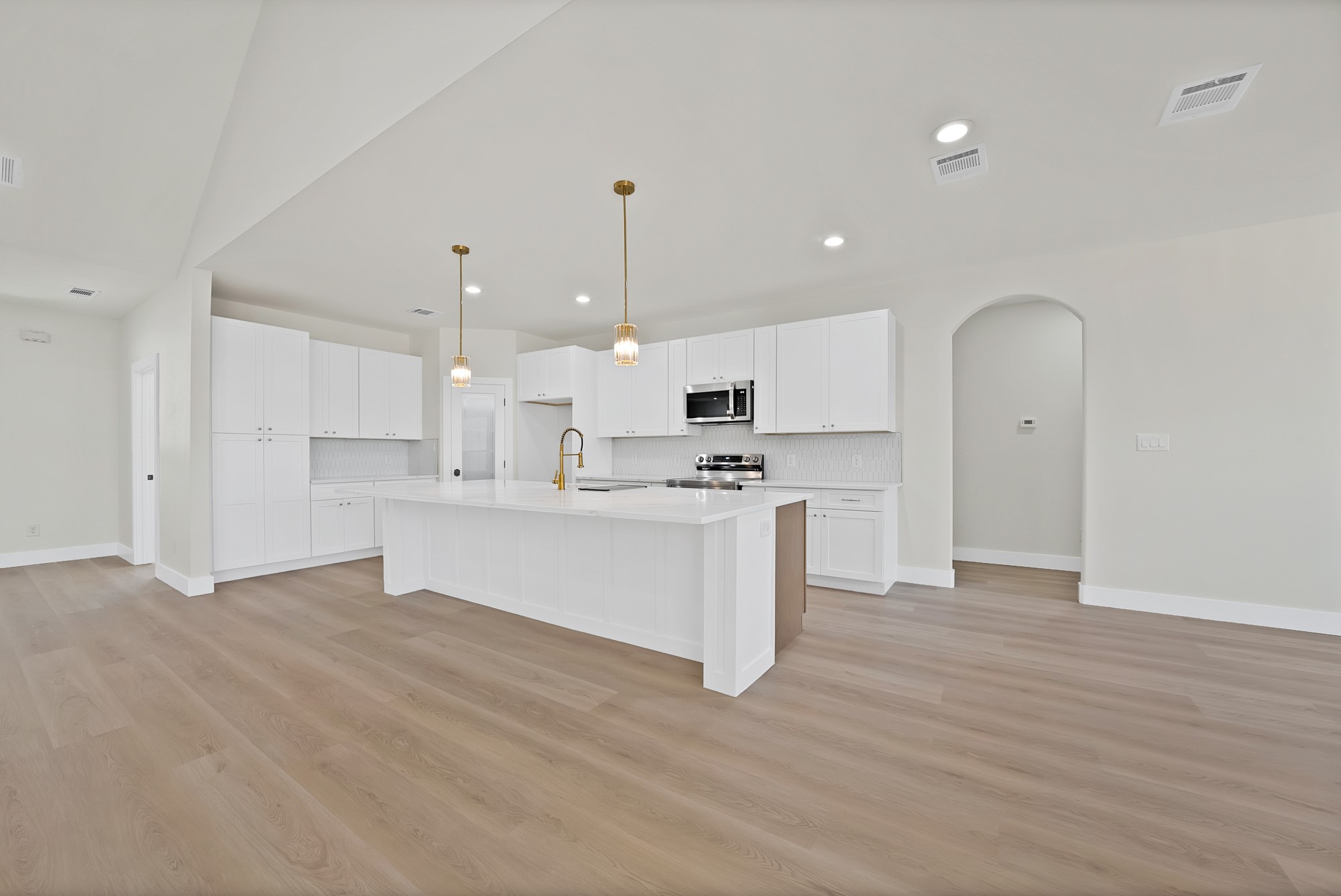 1405 Apache Court Joshua TX 76058