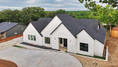1405 Apache Court Joshua TX 76058