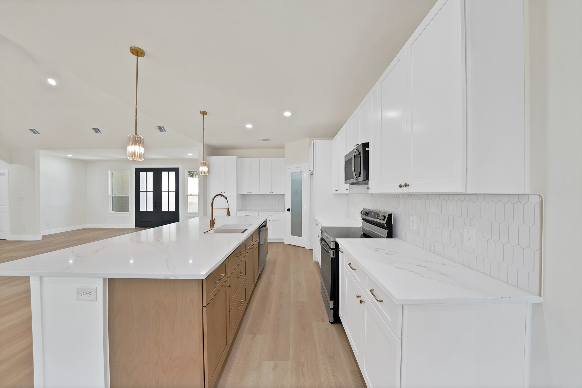 1405 Apache Court Joshua TX 76058