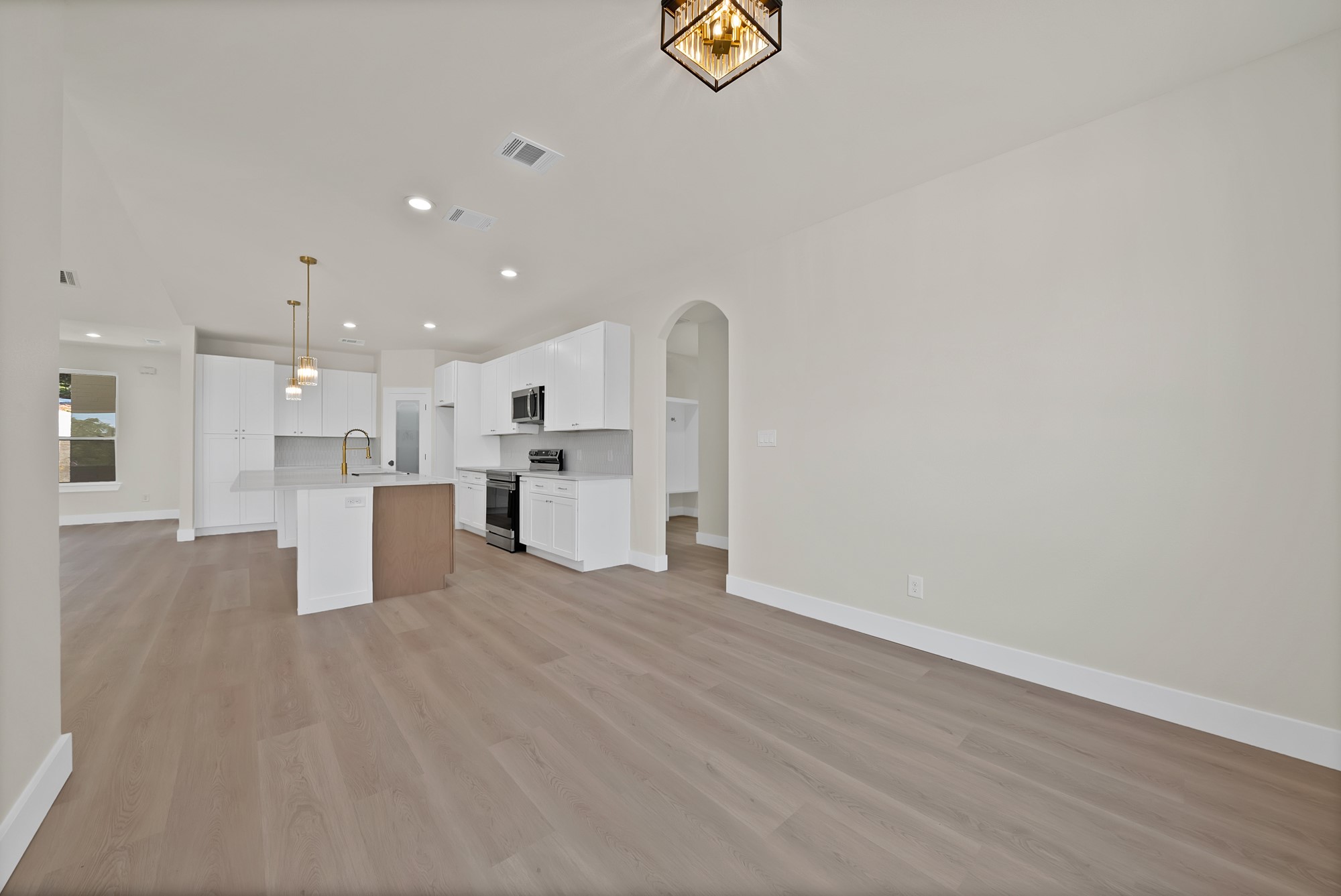 1405 Apache Court Joshua TX 76058