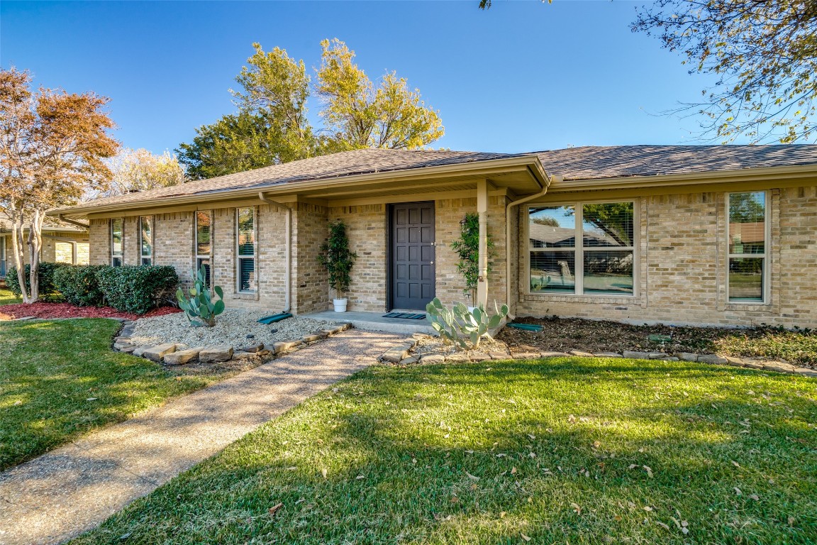 1904 Ann Avenue Carrollton TX 75006