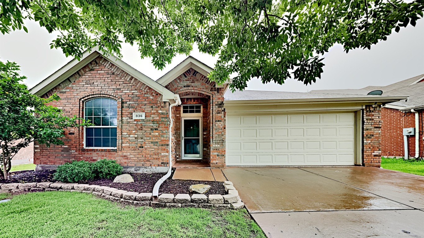 836 Bowie Drive Lavon TX 75166