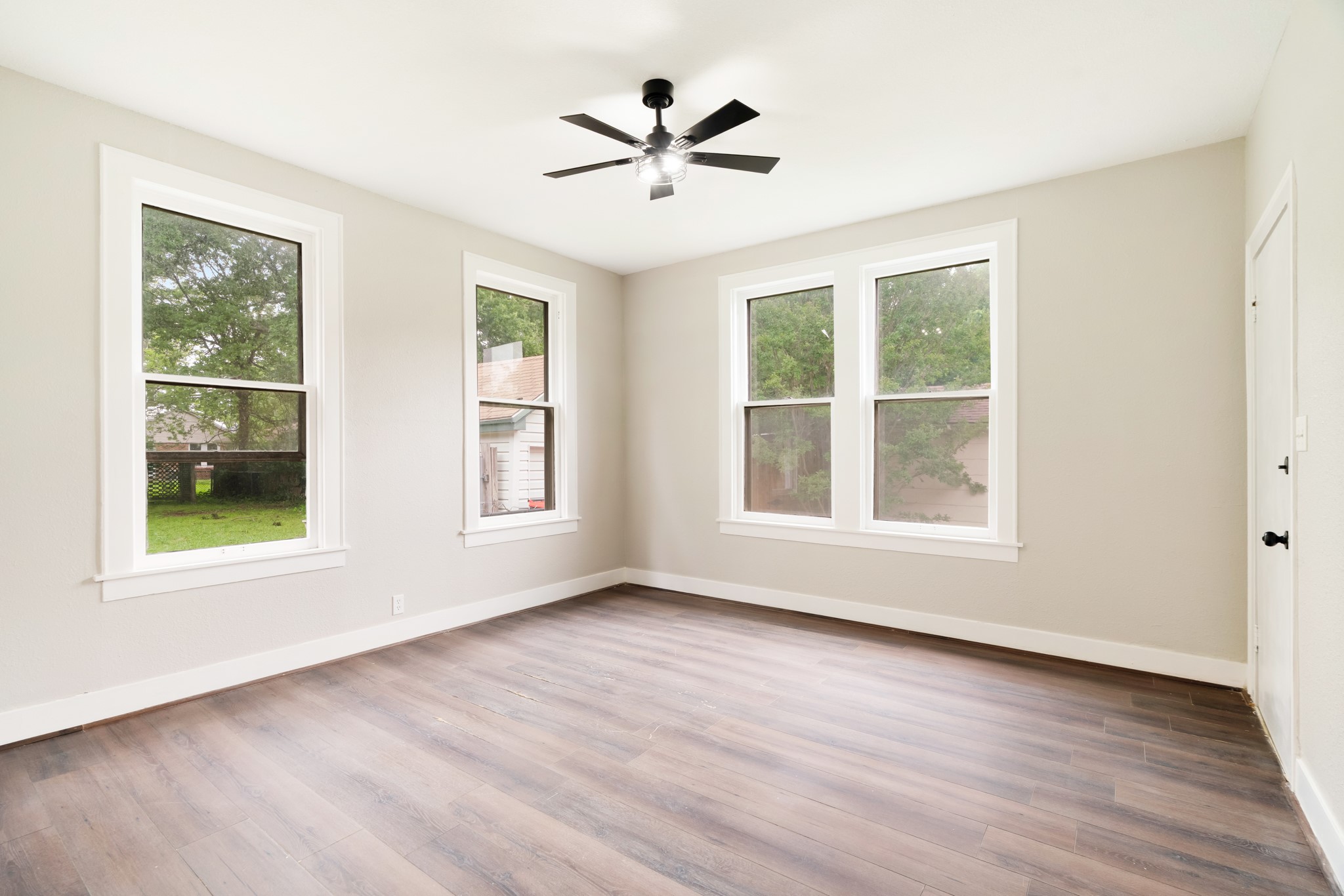2335 Simpson Street Paris TX 75460