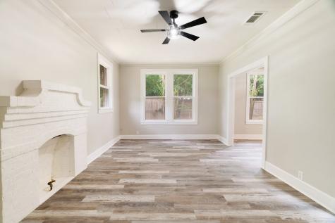 2335 Simpson Street Paris TX 75460